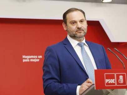 El secretario de Organización del PSOE, José Luis Ábalos, en Ferraz.