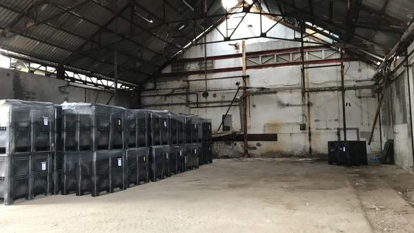 Estado actual de la fábrica de Inquinosa en Sabiñánigo (Huesca) Estado actual de la fábrica de Inquinosa en Sabiñánigo (Huesca)