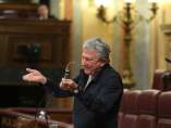 Un "despiste" del canario Pedro Quevedo rompe el empate previsto en la votación de los presupuestos