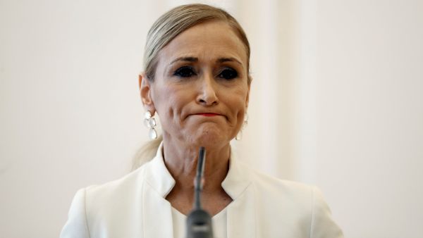 Cifuentes anuncia su dimisión Cifuentes anuncia su dimisión