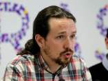 Iglesias critica a los sectores del PP que buscan "destruir" a Cifuentes