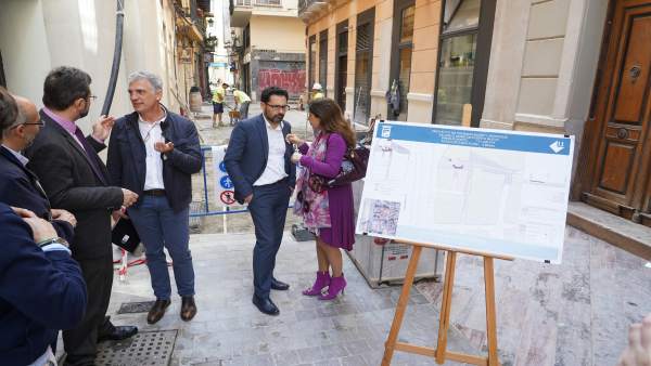 Francisco Pomares y Gemma del Corral obra centro historico Muro de Puerta Nueva Francisco Pomares y Gemma del Corral obra centro historico Muro de Puerta Nueva
