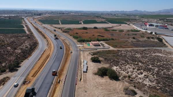 Obras de desdoblamiento de la carretera que une Vera y Garrucha Obras de desdoblamiento de la carretera que une Vera y Garrucha