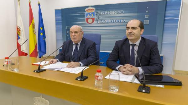 Sota y el director del Servicio Cántabro de Empleo Sota y el director del Servicio Cántabro de Empleo