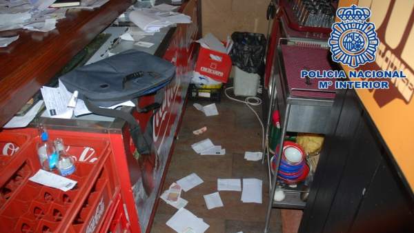 Objetos incautados tras varios robos en establecimientos comerciales Objetos incautados tras varios robos en establecimientos comerciales