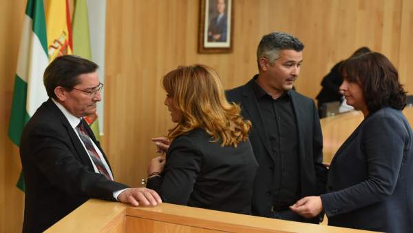 José Entrena y tres diputados, antes de un pleno José Entrena y tres diputados, antes de un pleno