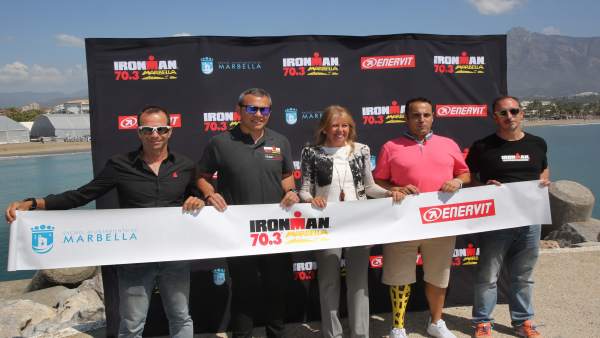 Presentación triatlón marbella 70.C angeles mñuoz Presentación triatlón marbella 70.C angeles mñuoz