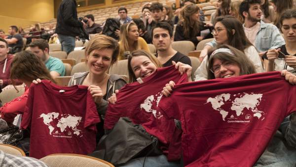 1.800 Alumnos De La US Disfrutarán Del Programa De Movilidad Internacional. 1.800 Alumnos De La US Disfrutarán Del Programa De Movilidad Internacional.