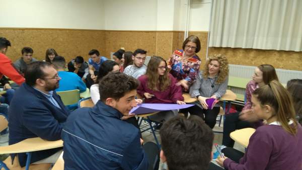 Presentación de la guía didáctica sobre micromachismos Presentación de la guía didáctica sobre micromachismos