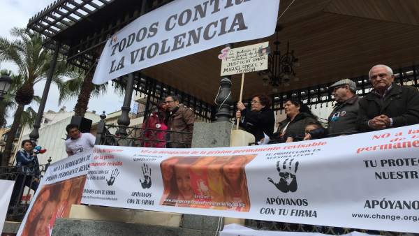 Aníbal Domínguez y Marianela Olmedo, familiares del crimen de Almonte. Aníbal Domínguez y Marianela Olmedo, familiares del crimen de Almonte.