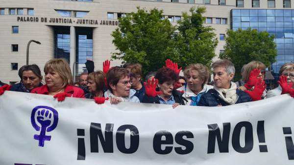 Protesta por la sentencia de La Manada Protesta por la sentencia de La Manada