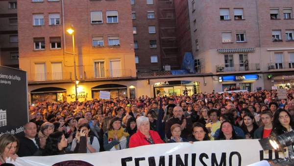 Concentración Contra La Sentencia A La Manada Concentración Contra La Sentencia A La Manada