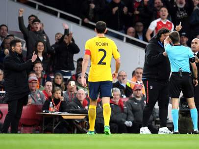 Simeone, expulsado