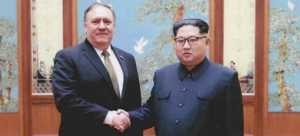 Mike Pompeo y Kim Jong-un