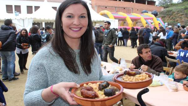 Jabugo (Huelva) organiza el 'Mayor Cocido del Mundo' Jabugo (Huelva) organiza el 'Mayor Cocido del Mundo'