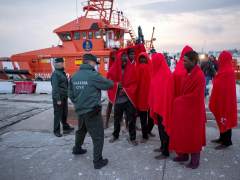 Rescatan a 61 inmigrantes tras una nueva oleada de embarcaciones en el Estrecho de Gibraltar