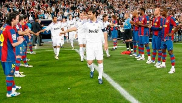 Pasillo del Barça al Real Madrid en 2008 Pasillo del Barça al Real Madrid en 2008