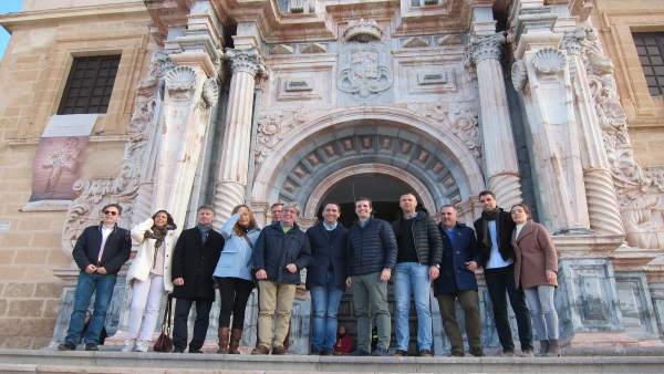 Foto familia PP en Caravaca con Pablo Casado Foto familia PP en Caravaca con Pablo Casado