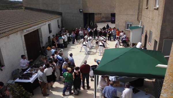 Castejón de Valdejasa celebrará este sábado su Feria del Conejo Escabechado Castejón de Valdejasa celebrará este sábado su Feria del Conejo Escabechado