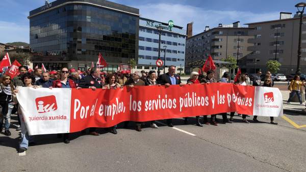 Dirigentes de IU en la manifestación del 1 de mayo en Langreo Dirigentes de IU en la manifestación del 1 de mayo en Langreo