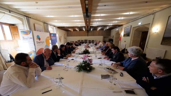 Imagen de la Junta Directiva de EnerAgen Imagen de la Junta Directiva de EnerAgen