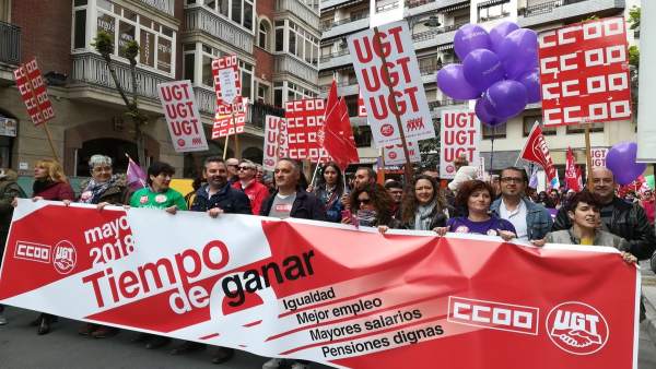 Gritos feministas y de apoyo a la víctima de 'La Manada' en el 1 de Mayo Gritos feministas y de apoyo a la víctima de 'La Manada' en el 1 de Mayo