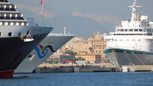 Buques y cruceros en Palma Buques y cruceros en Palma