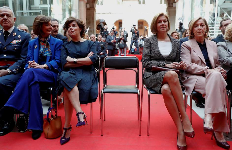 Cospedal y Sáenz de Santamaría el pasado Dos de Mayo.