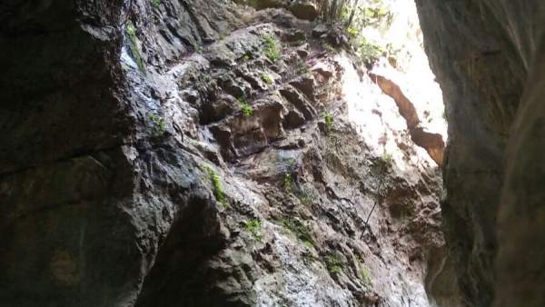 Rescate de un barranquista en la Garganta Verde Rescate de un barranquista en la Garganta Verde