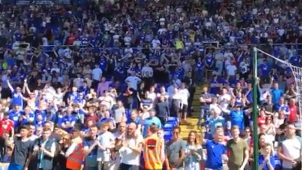 Los aficionados del Birmingham City Los aficionados del Birmingham City