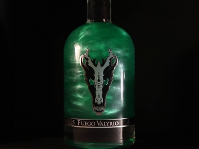 Botella de Fuego Valyrio, el licor inspirado en 'Juego de Tronos'.