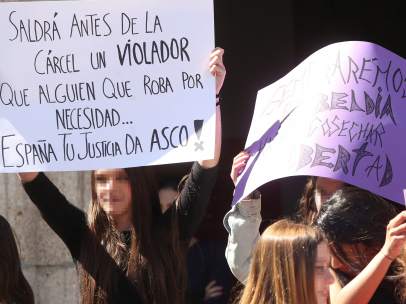 Concentración contra la Sentencia de "La Manada"