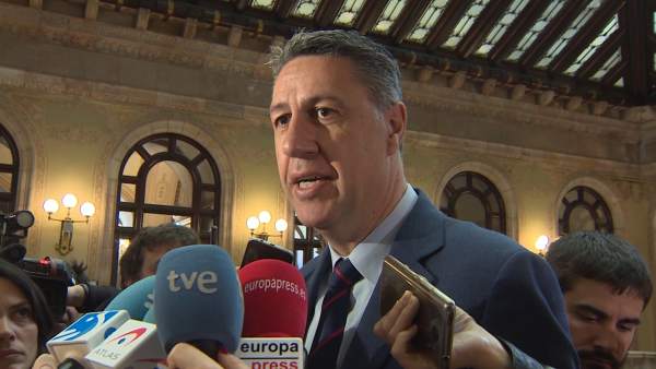Albiol comparece sobre la dimision de Cifuentes en el Parlament de Cataluña Albiol comparece sobre la dimision de Cifuentes en el Parlament de Cataluña