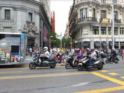 Motos en Gran Vía