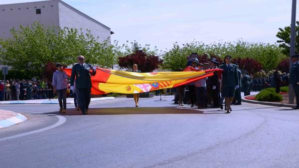 Acto homenaje a la Bandera de España y a la Guardia Civil Acto homenaje a la Bandera de España y a la Guardia Civil