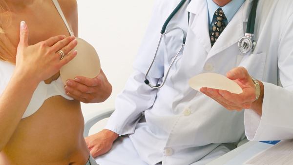 Implantes mamarios