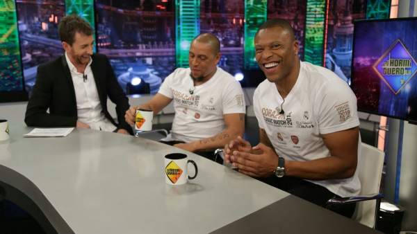 Roberto Carlos y Júlio Baptista en 'El Hormiguero' Roberto Carlos y Júlio Baptista en 'El Hormiguero'