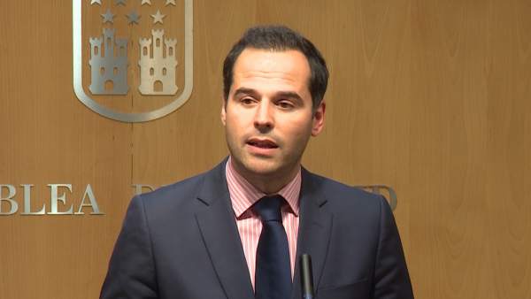 El portavoz de Cs, Ignacio Aguado, en la Asamblea de Madrid El portavoz de Cs, Ignacio Aguado, en la Asamblea de Madrid