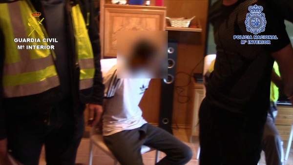 Policía Nacional y Guardia Civíl desarticulan una organización criminal Policía Nacional y Guardia Civíl desarticulan una organización criminal