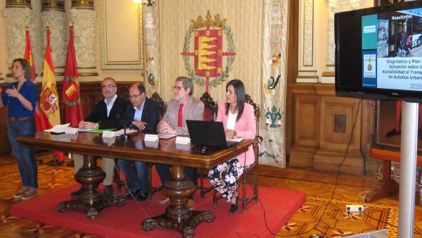 Presentación del Plan de Accesibilidad de Auvasa y Aspaym. 15-5-2018 Presentación del Plan de Accesibilidad de Auvasa y Aspaym. 15-5-2018