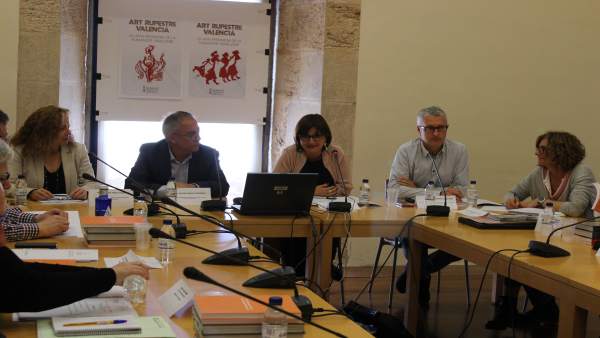 Reunión del Consejo de Arte Rupestre Reunión del Consejo de Arte Rupestre