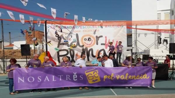 Escola Valenciana llança el primer concurs de disseny de les Trobades Escola Valenciana llança el primer concurs de disseny de les Trobades