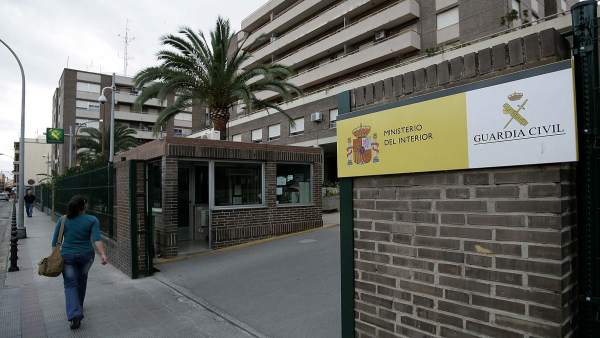 Un empresari i el seu gestor defrauden a la Seguretat Social més de 142.000€ en contractes falsos Un empresari i el seu gestor defrauden a la Seguretat Social més de 142.000€ en contractes falsos