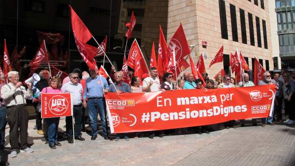 Manfiestación por unas pensiones dignas Manfiestación por unas pensiones dignas