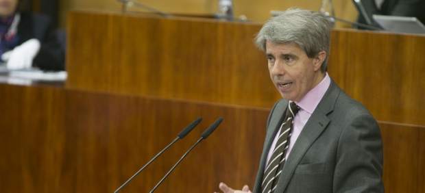 El presidente de la Comunidad en funciones, Ángel Garrido, en la Asamblea