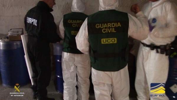 Desmantellen a Alacant el major laboratori de droga sintètica d'Espanya amb substàncies valorades en 100 milions Desmantellen a Alacant el major laboratori de droga sintètica d'Espanya amb substàncies valorades en 100 milions