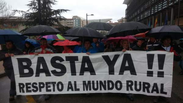 Concentración contra la normativa de purines. Concentración contra la normativa de purines.