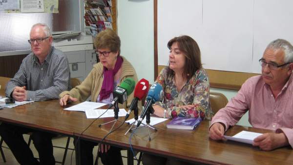 Representantes vecinales informan sobre las alegaciones a la ordenanza 17-5-2018 Representantes vecinales informan sobre las alegaciones a la ordenanza 17-5-2018
