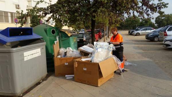 Contenedores de recogida selectiva de Lipasam Contenedores de recogida selectiva de Lipasam