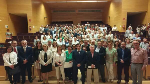 López (centro), durante el acto homenaje López (centro), durante el acto homenaje